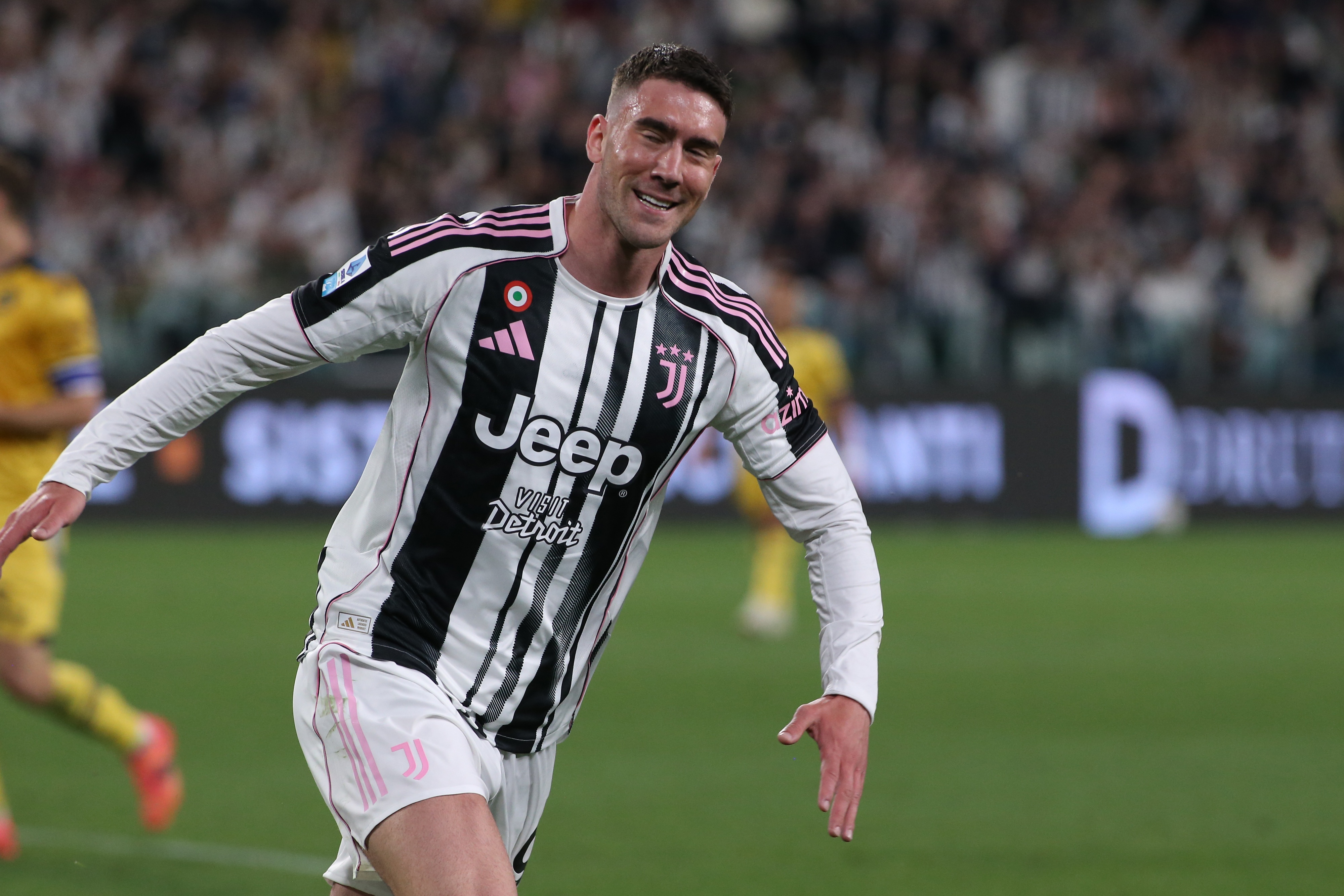 开云官网-旧将：建议DV9离开尤文&amp;米兰曼联是优选，他比哈兰德和戴维更强