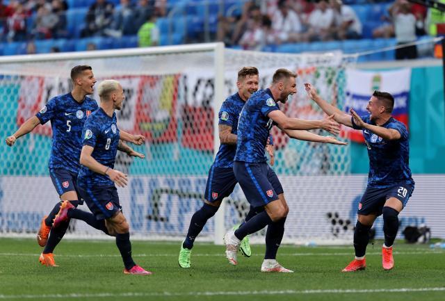 开云官网-主帅完胜+关键球员完胜 斯洛伐克梦想“第3个奇迹”